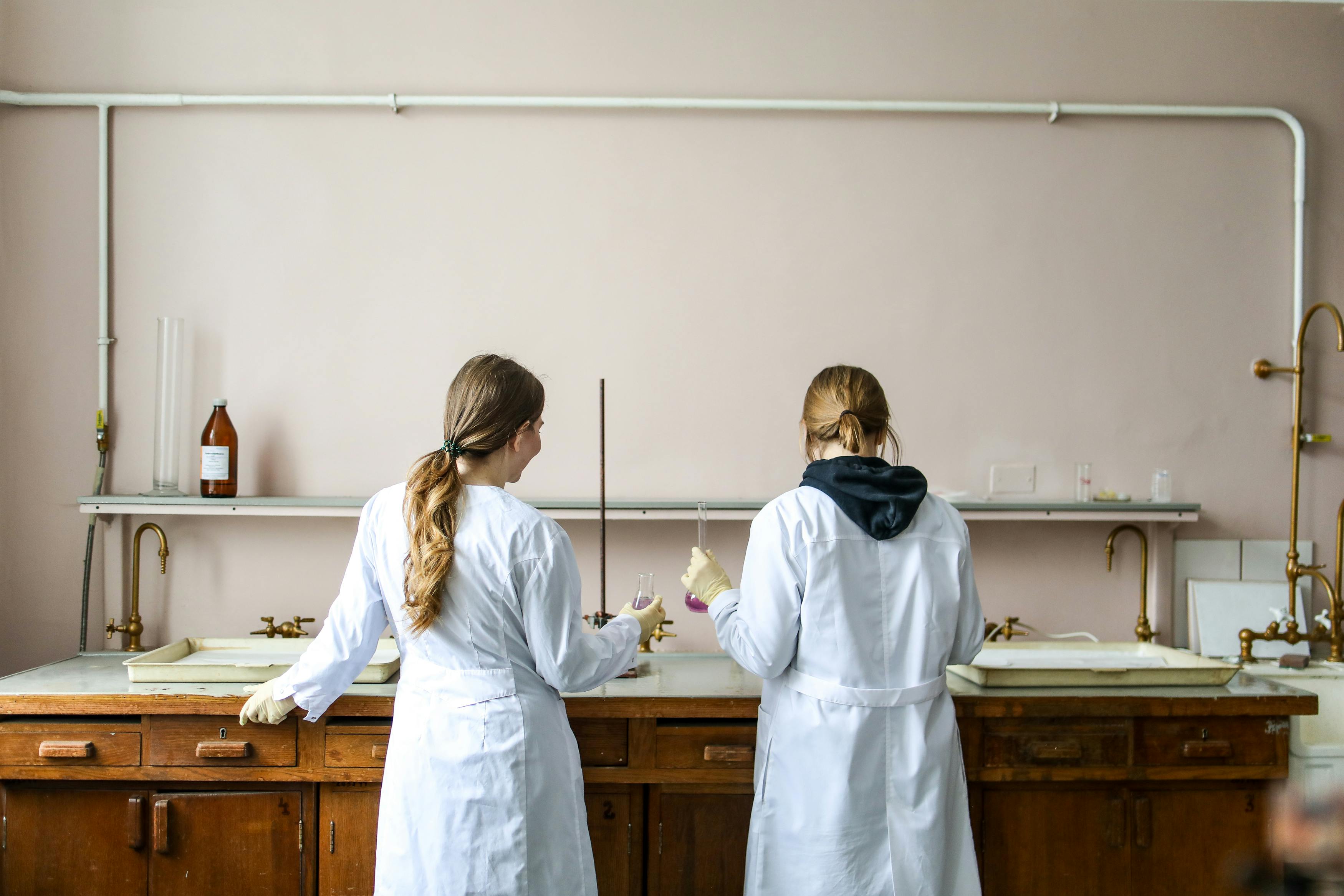 Des blouses personnalisées pour valoriser votre identité professionnelle